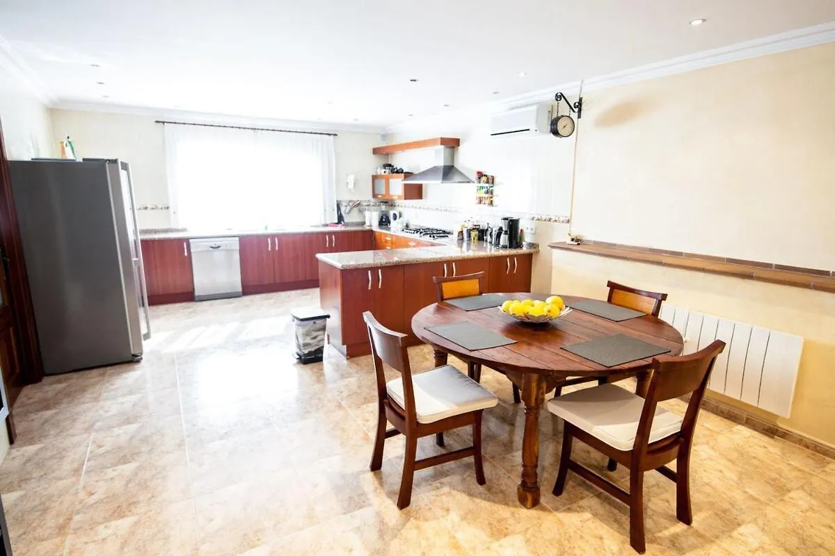 Villa Refugio Spacious Finca Pool Bbq Office 루크마호르