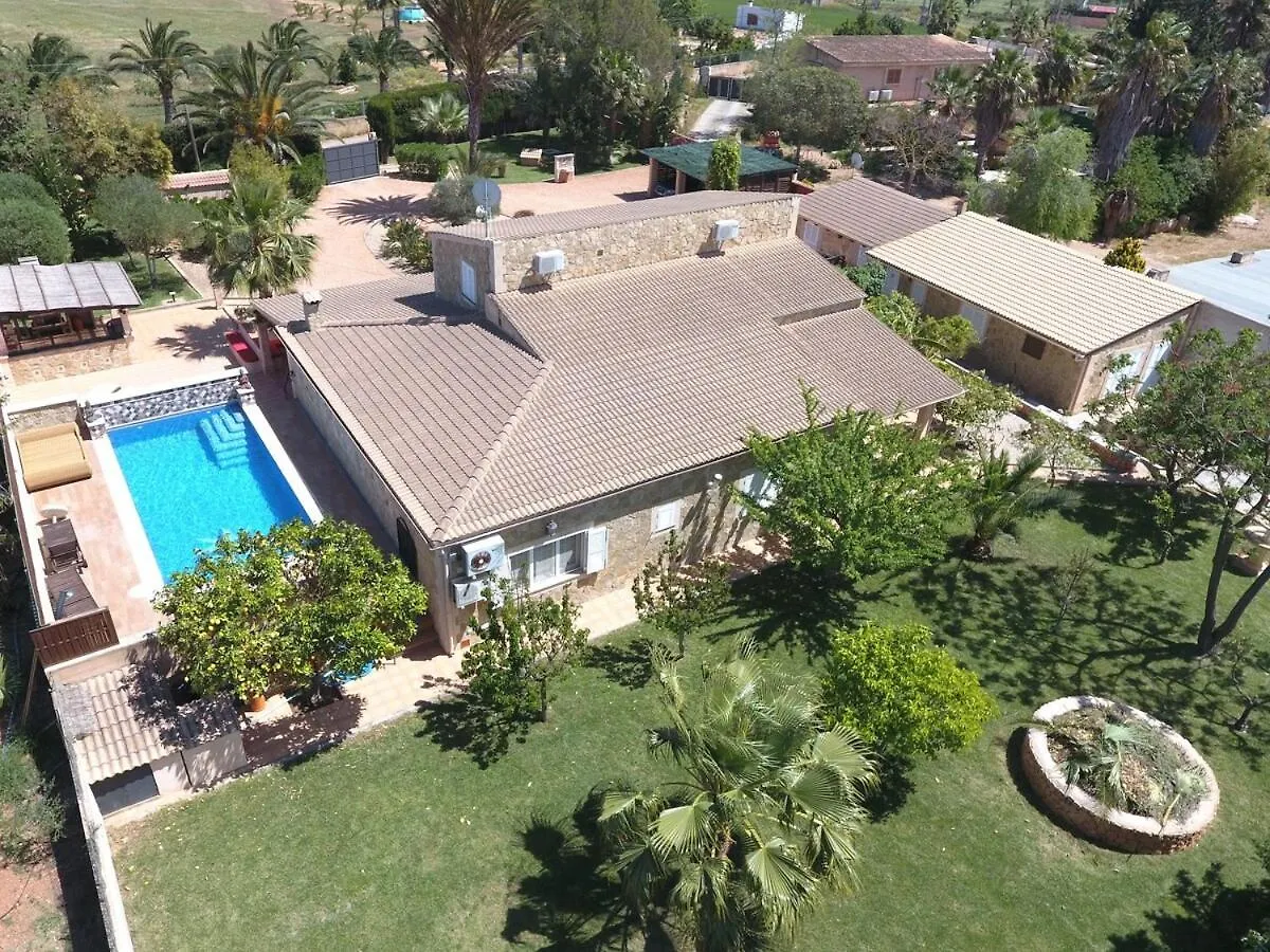펜션 Villa Refugio Spacious Finca Pool Bbq Office 루크마호르
